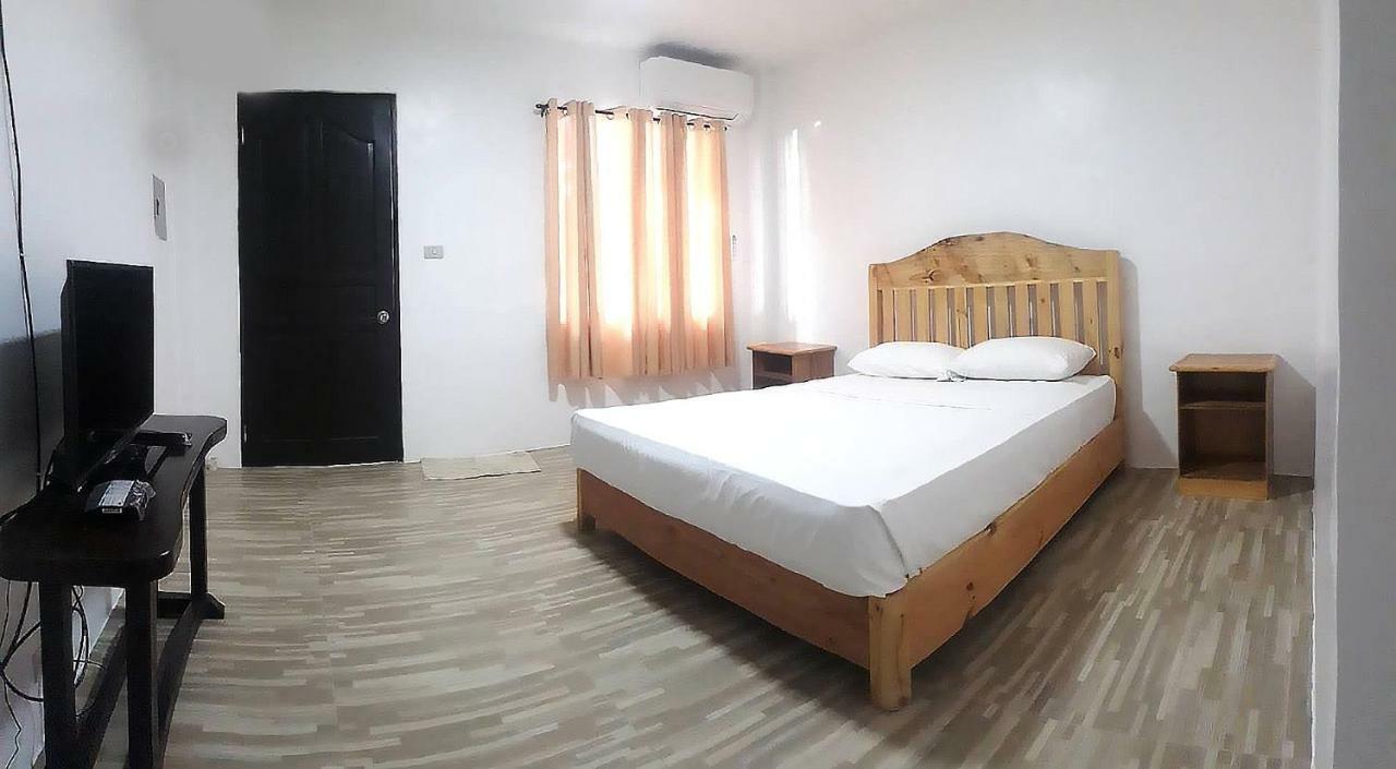 Bella Beach Resort Batangas Лиан Экстерьер фото